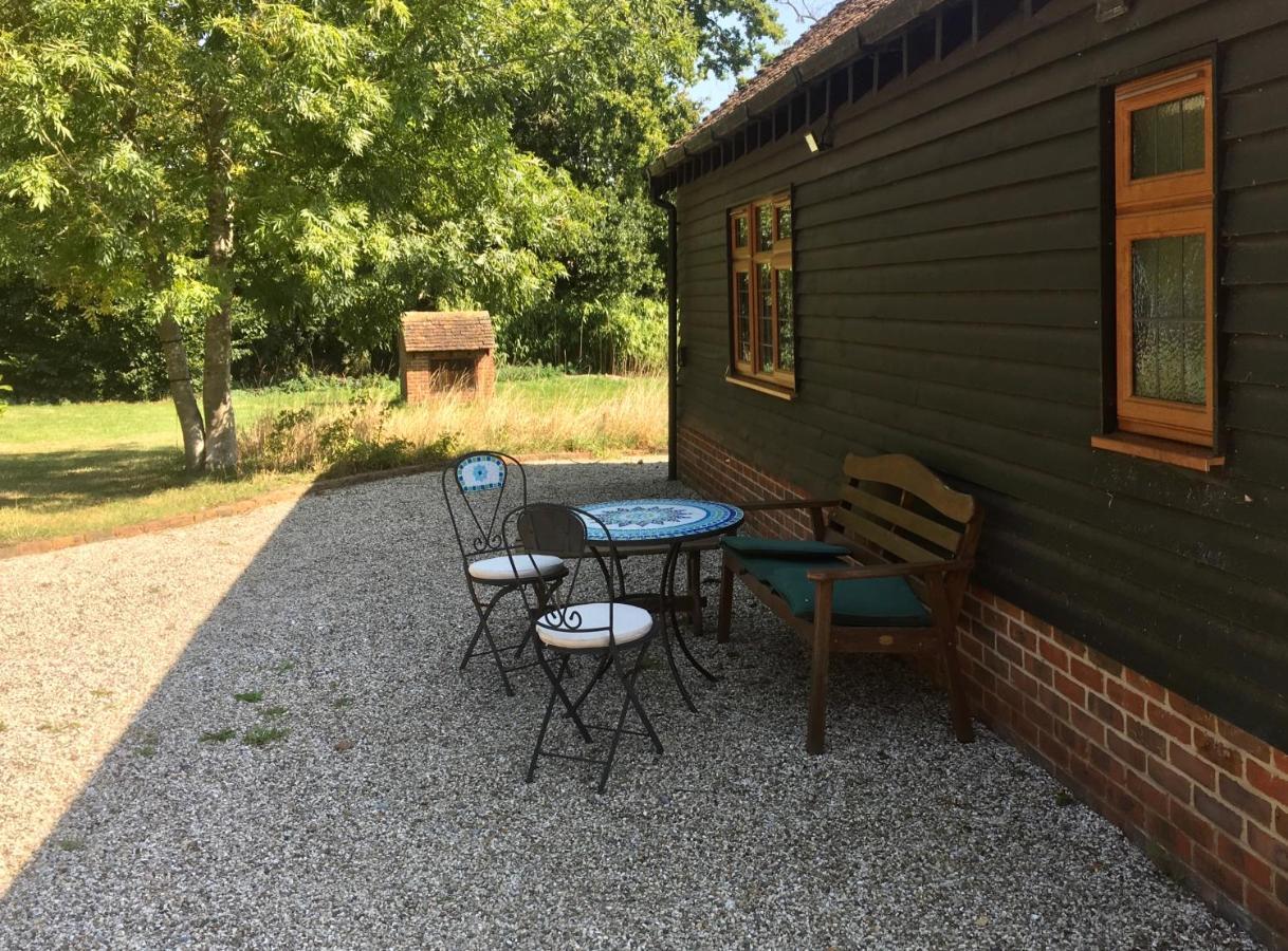 The Little House Hotel West Hanningfield Exterior foto